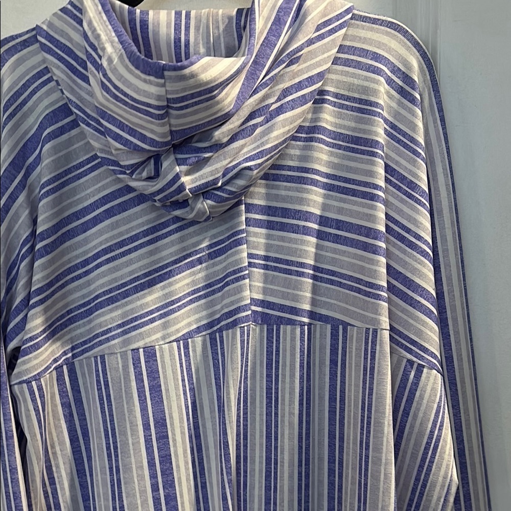 LuLaRoe Striped Purple/White/grey-Women's Hoodie- NWOT- Amber - Picture 4 of 6